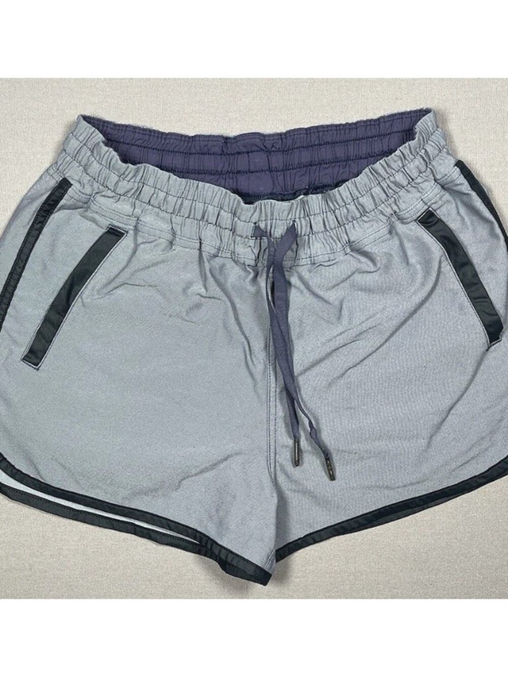 Lululemon Track Athletic Elastic Waist Gray Blue Shorts Inseam 2” - Women Size 6